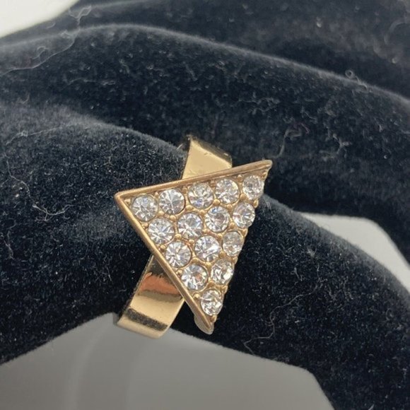 J.Crew Crystals Triangle Ring Size 7 Gold Tone - Picture 2 of 8